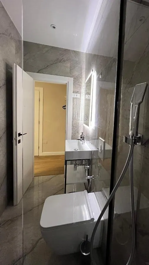 Vila 90 Boutique Hotel 地拉那 4*,