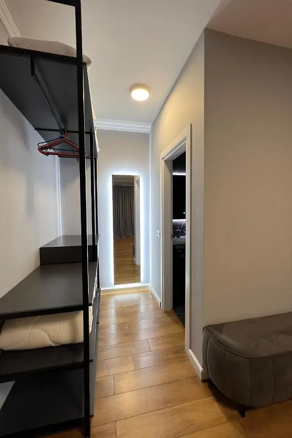 Vila 90 Boutique Hotel 地拉那